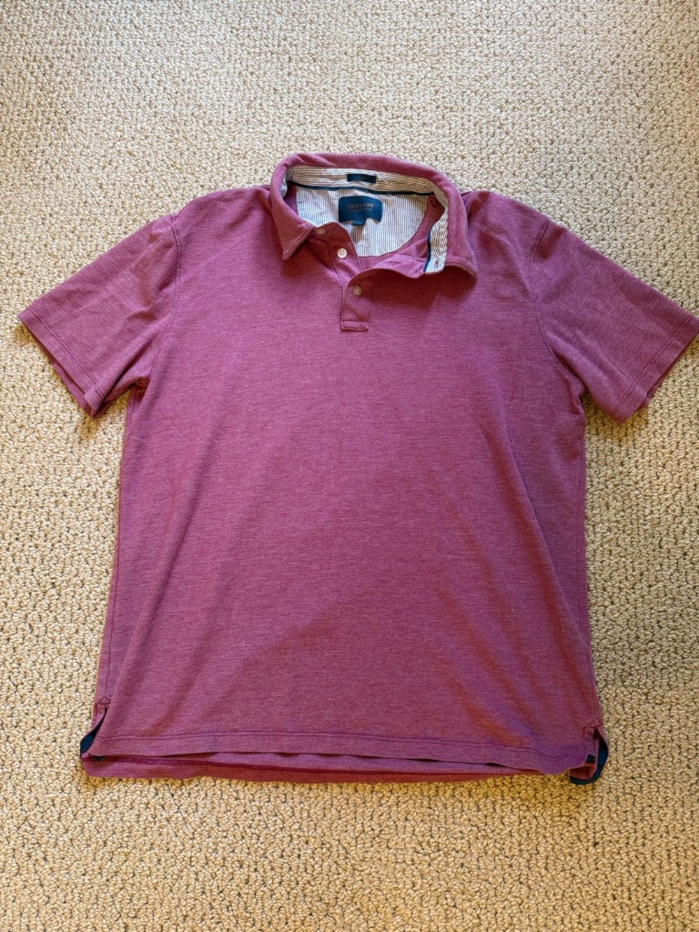 Men's Short-Sleeve Polo in Heathered Wine